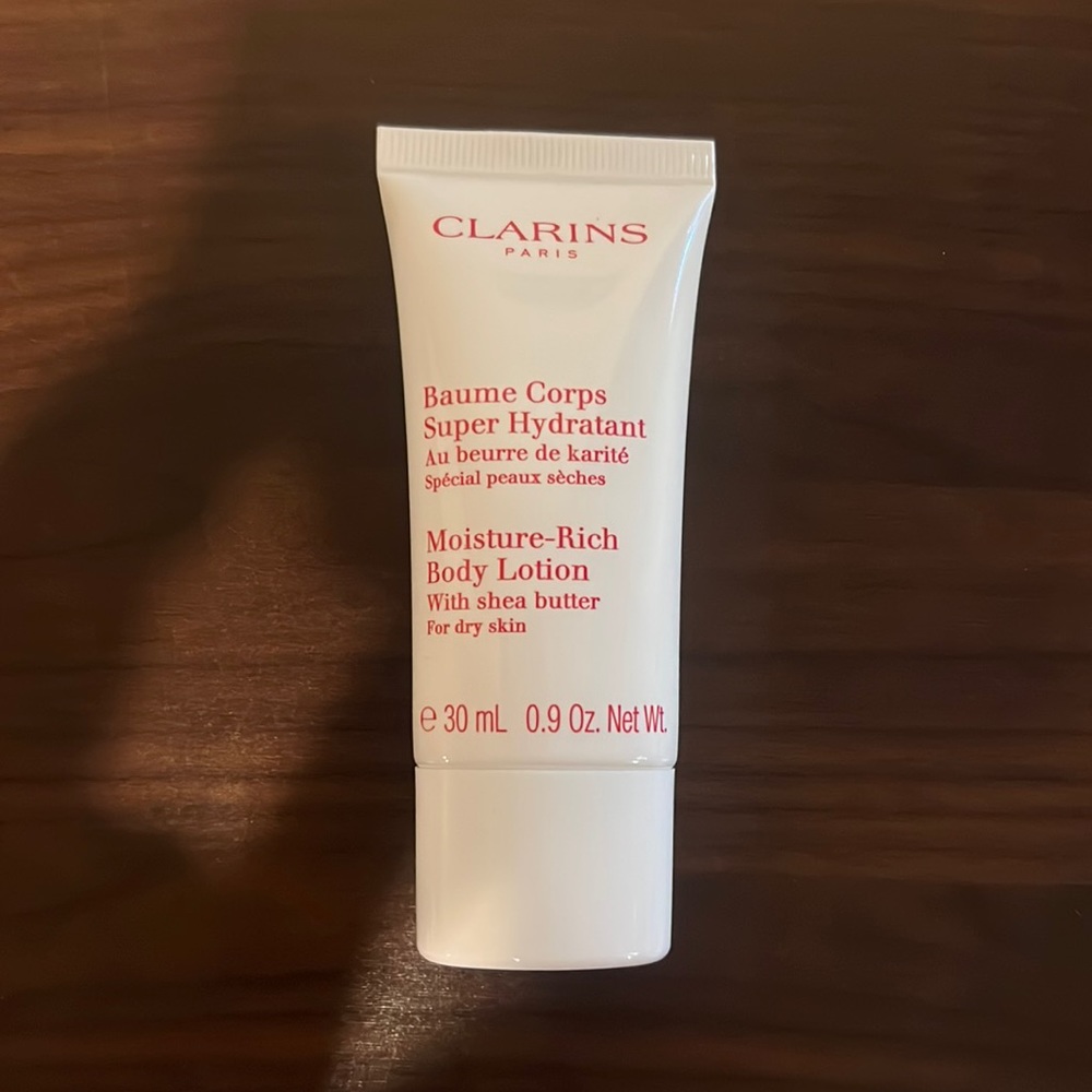 🆑 Clarins Moisture-Rich Body Lotion